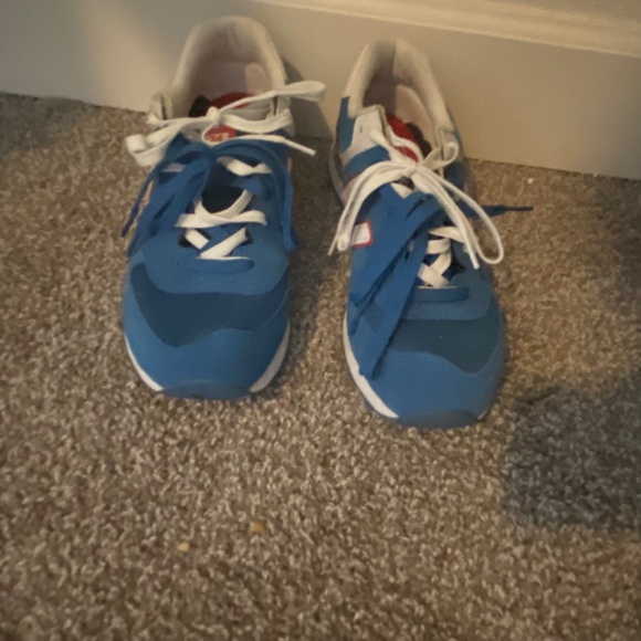 New Balance - Picture 3 of 3